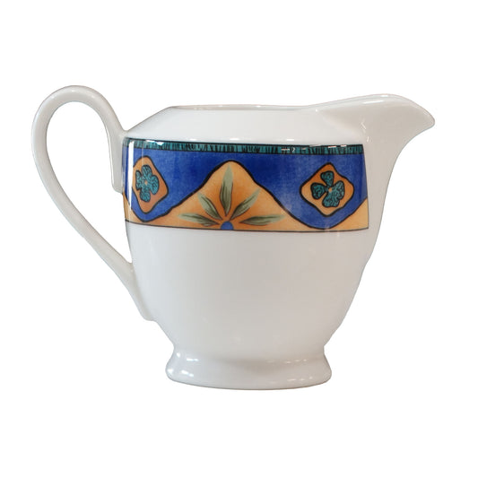 Art-of-Dining-China-Pitcher-in-the-Starburst-Pattern-by-Sakura.