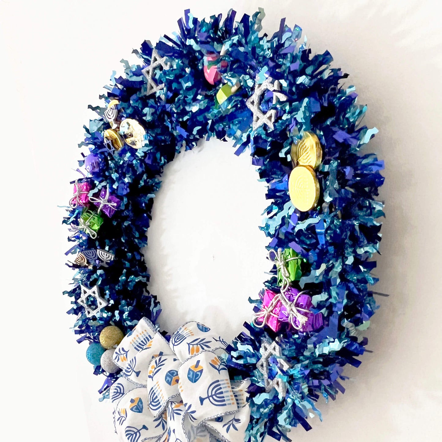 Blue-Confetti-Hanukkah-Wreath.-Side-view