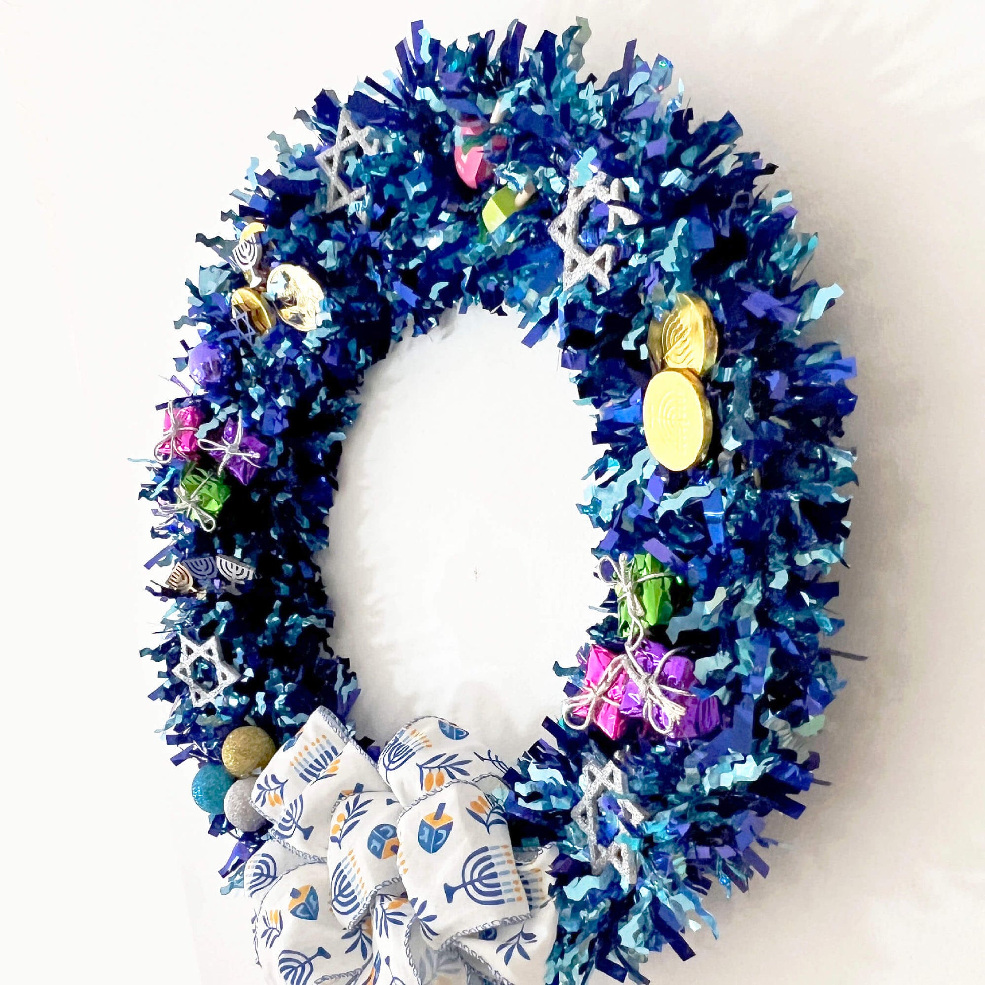 Blue-Confetti-Hanukkah-Wreath.-Side-view