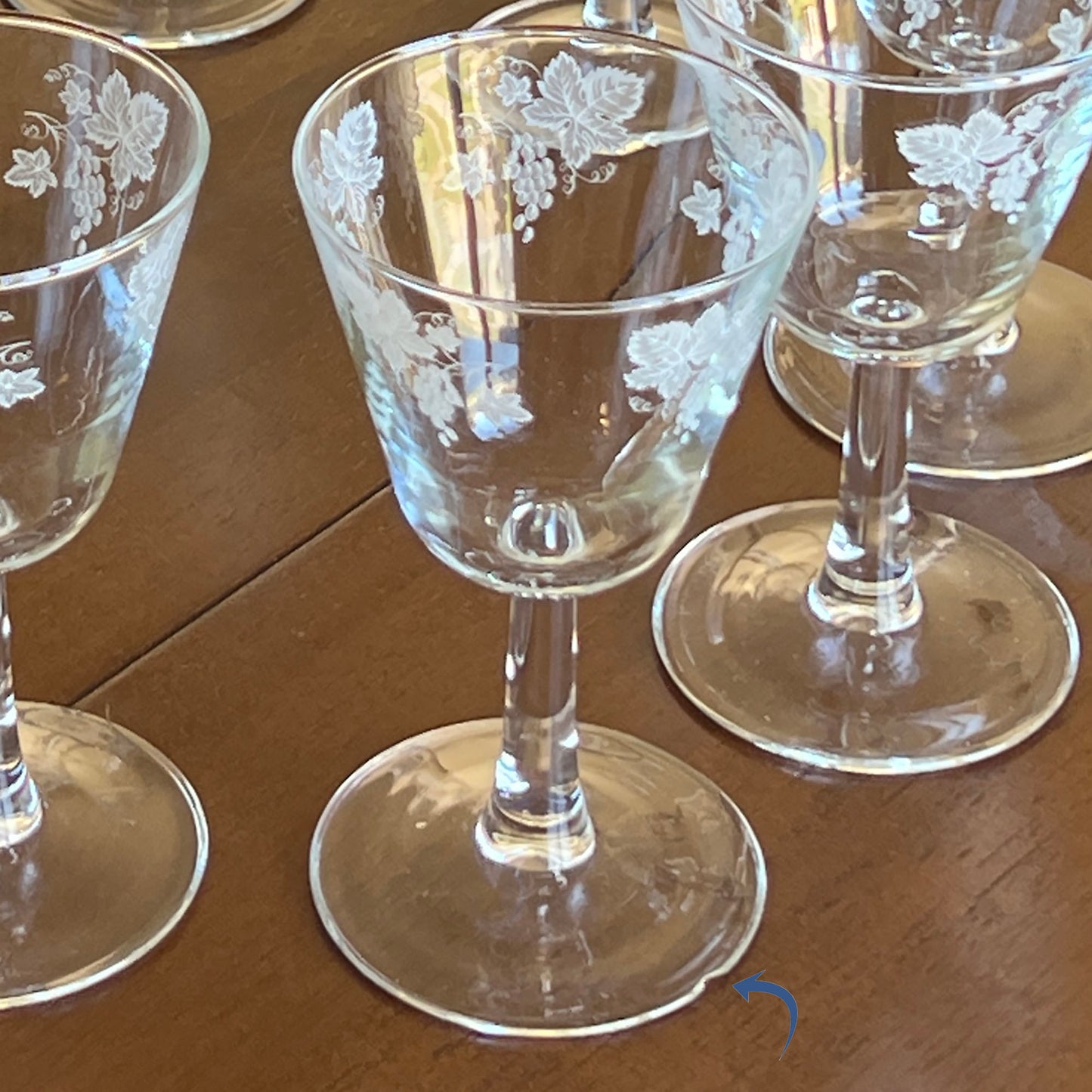 RARE JAV 6 Etched Crystal Wine Goblet Set by Javit - 5.25" - Grape, Leaf Design