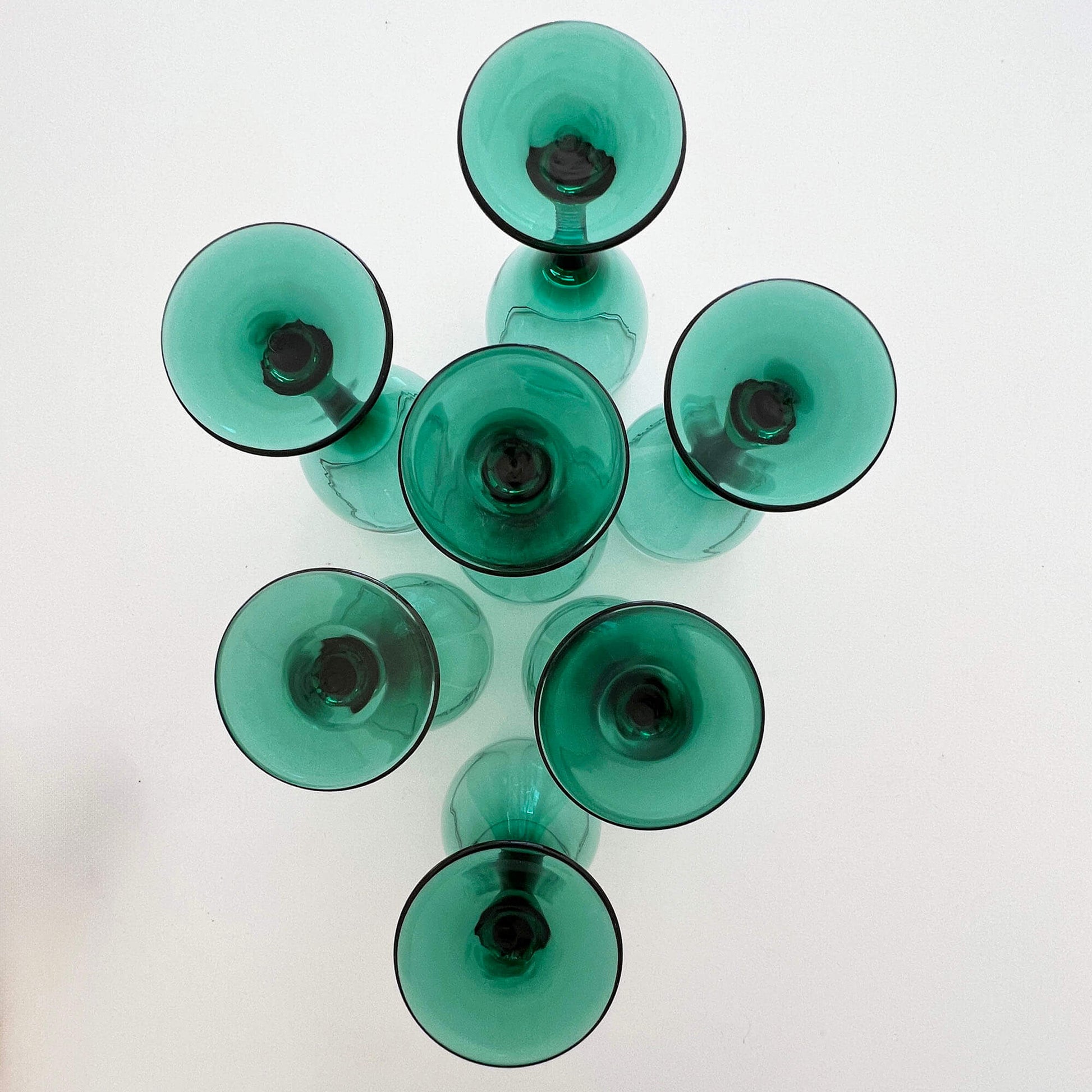 Libbey-Juniper-Green-Teardrop-Glass-Set.-Bottom-view.-Shop-eBargainsAndDeals.com