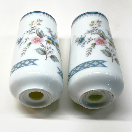 Stratford-Porcelain-Floral-Shakers-by-Brookwood.-View-laying-on-side.