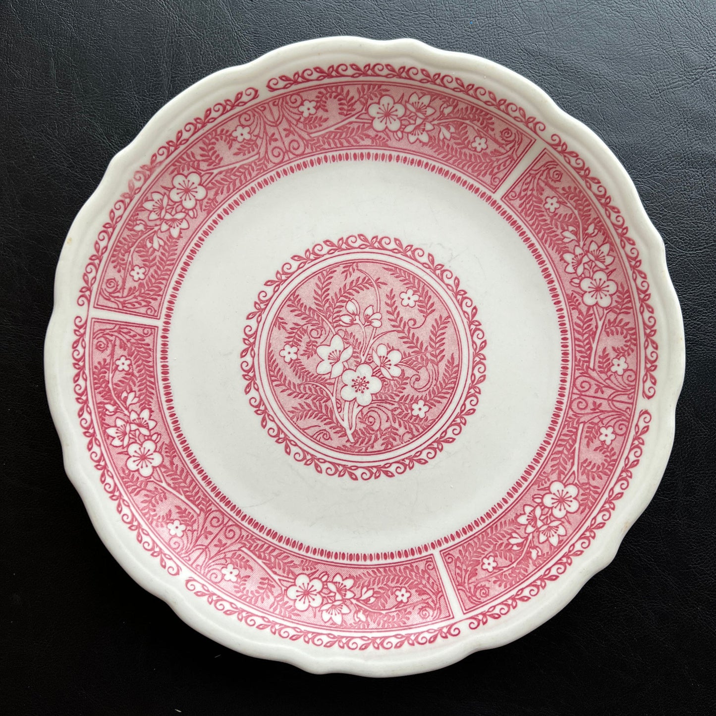 Syracuse-Strawberry-Hill-Pink-Luncheon-Plate.-Shop-eBargainsAndDeals.com