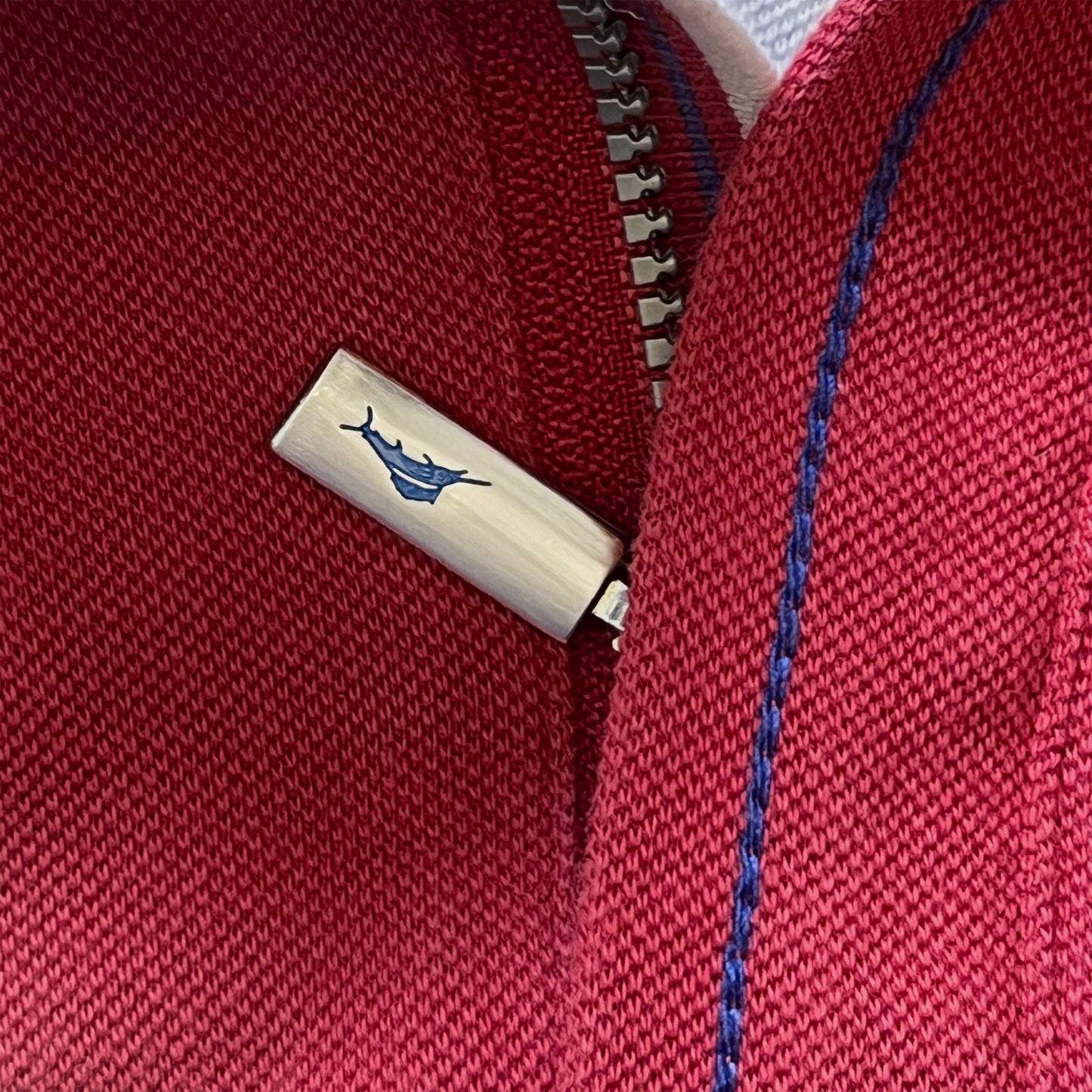 Tommy-Bahama-Zipper-Pull.