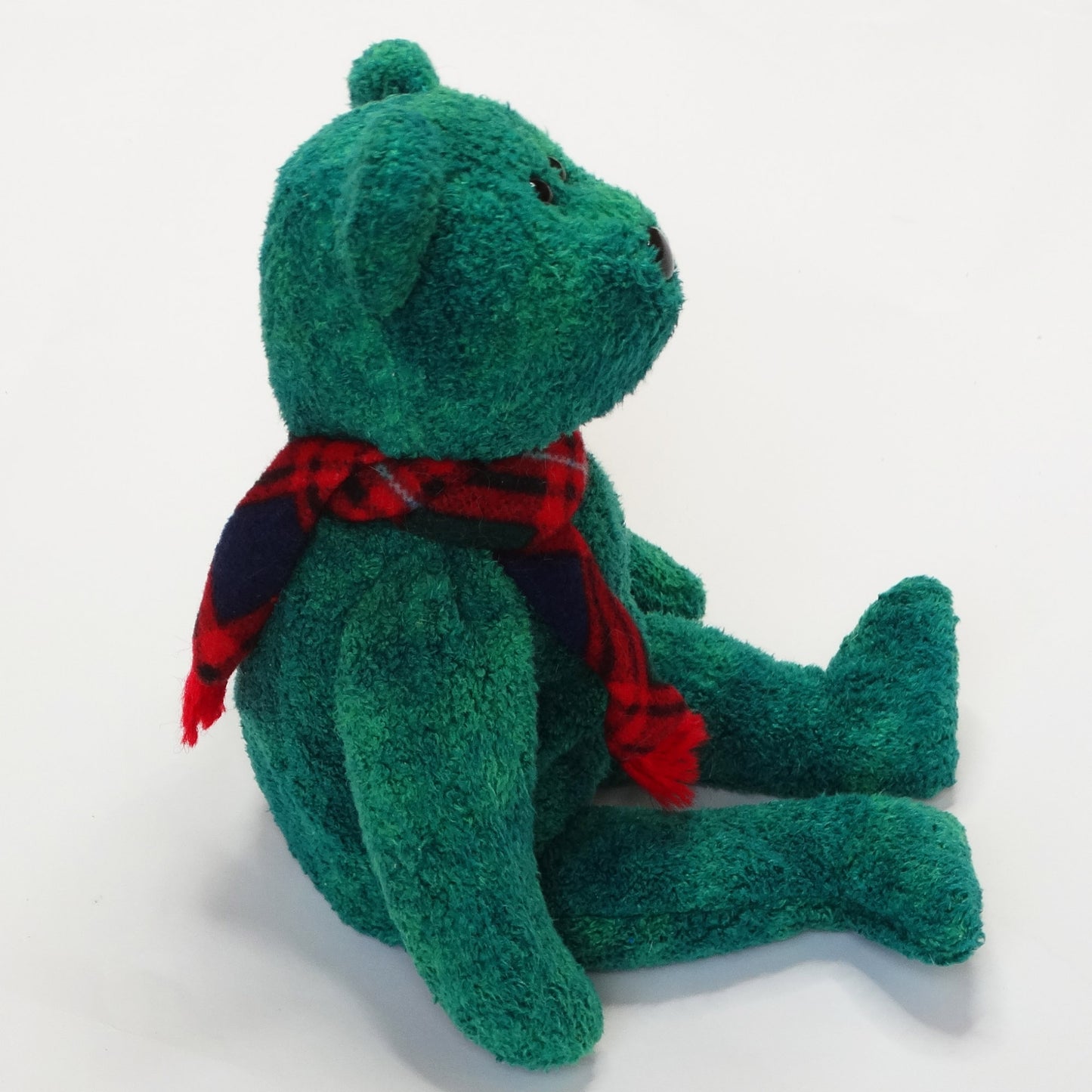Ty-Original-Beanie-Baby-WALLACE-Green-Stuffed-Bear.-Side-View