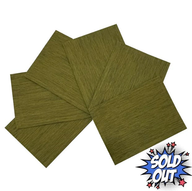 Crate&Barrel Aspen Cotton Placemats in Moss Green. 14"x19" Set of 6. Washable