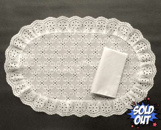 Set of 4 Amrose Ivory Eyelet and Lace Placemats, Beige Napkins
