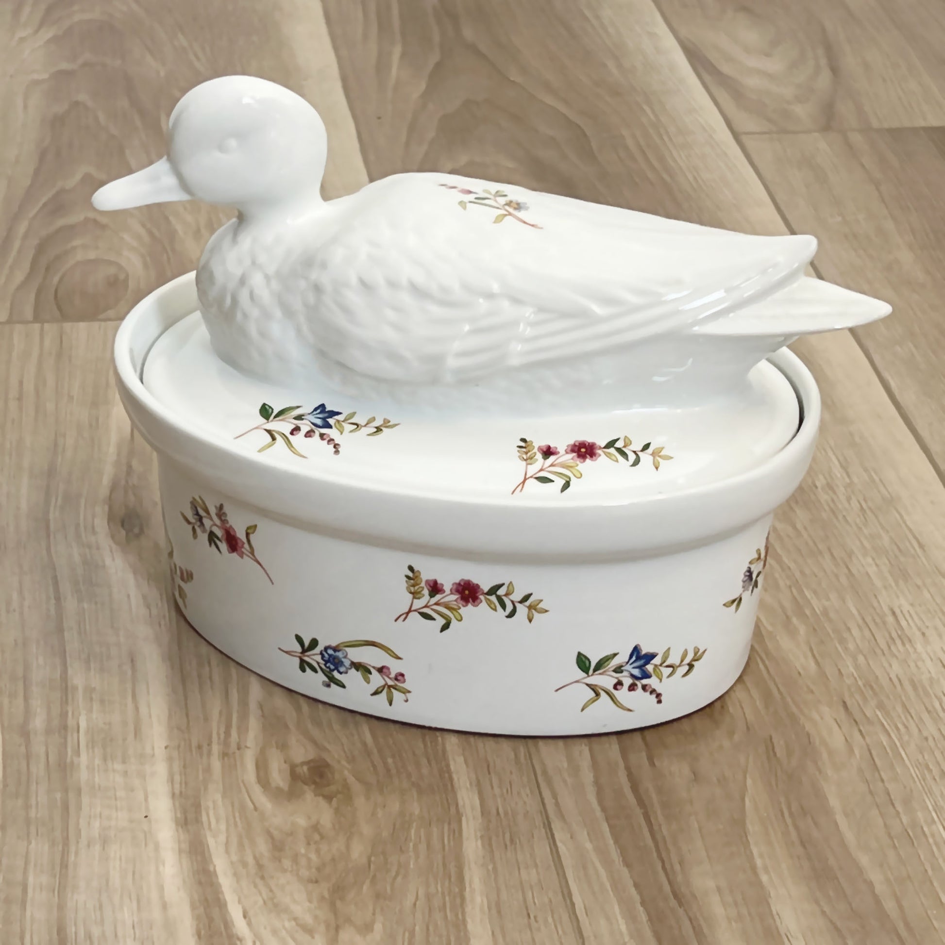 BIA-Duck-Covered-Casserole-Versaille-Wildflower.