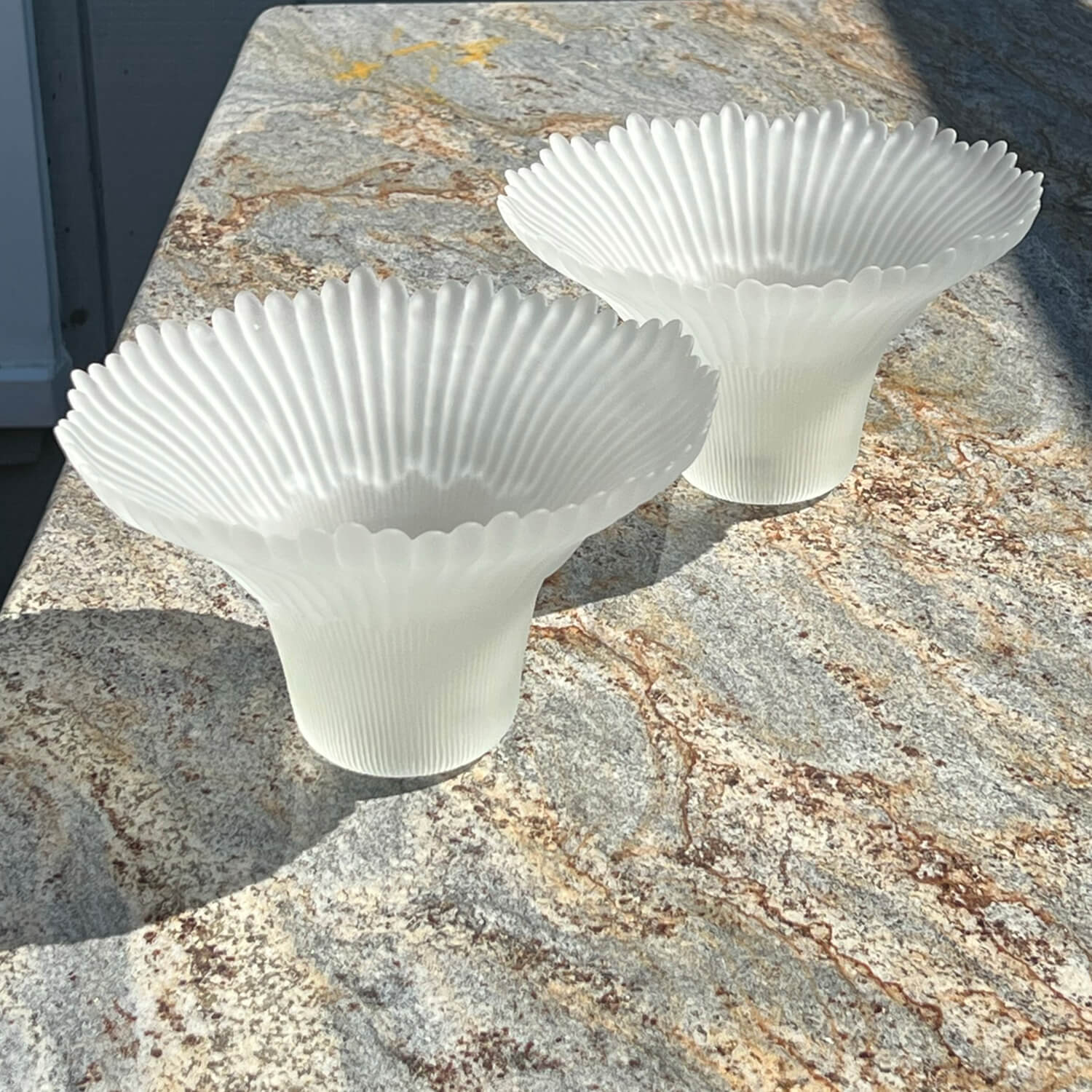 Floral-Petal-Shaped-Replacement-Glass-Shades.