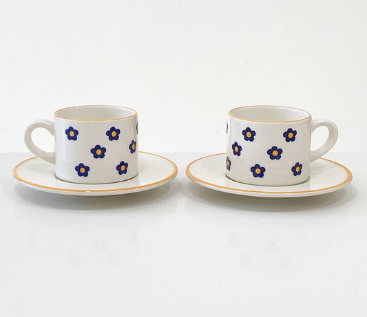Pagnossin-White_-Blue_-Yellow-Floral-Demitasse-Espresso-Cups-and-Saucers_-Italy_2.jpg