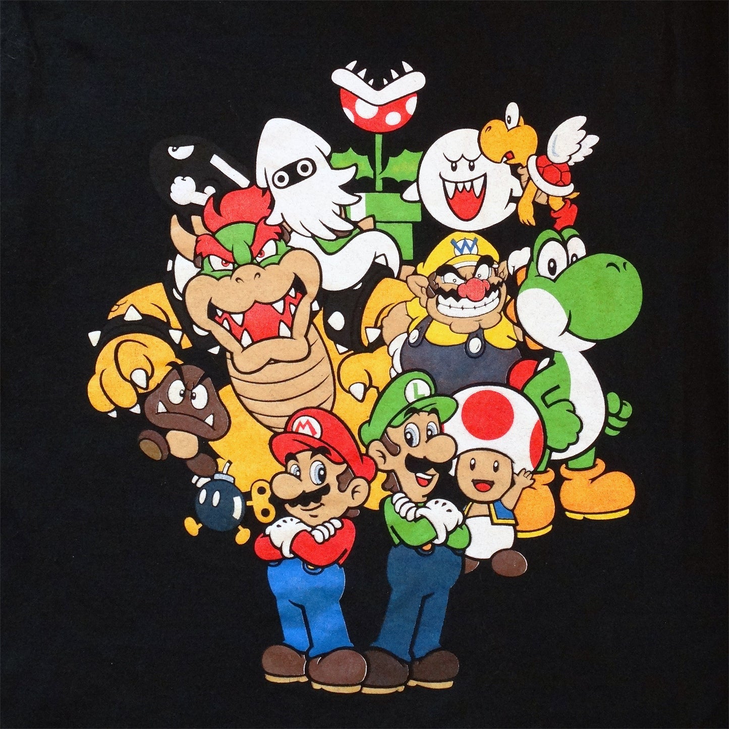 Super-Mario-Men_s-Black-Short-Sleeve-Mario-T-Shirt.-Size-L.-Shop-eBargainsAndDeals.com