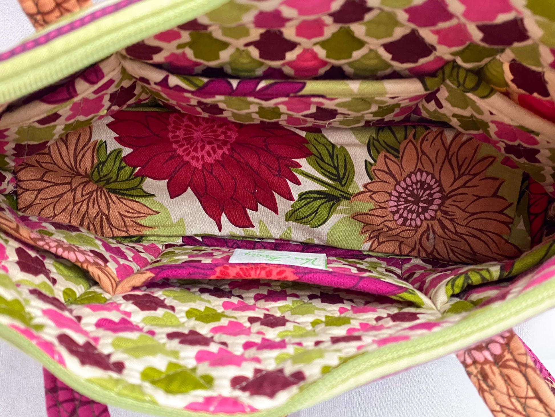 Vera-Bradley-Dahlia-floral-quilted-shoulder-bag. Front-view-2.