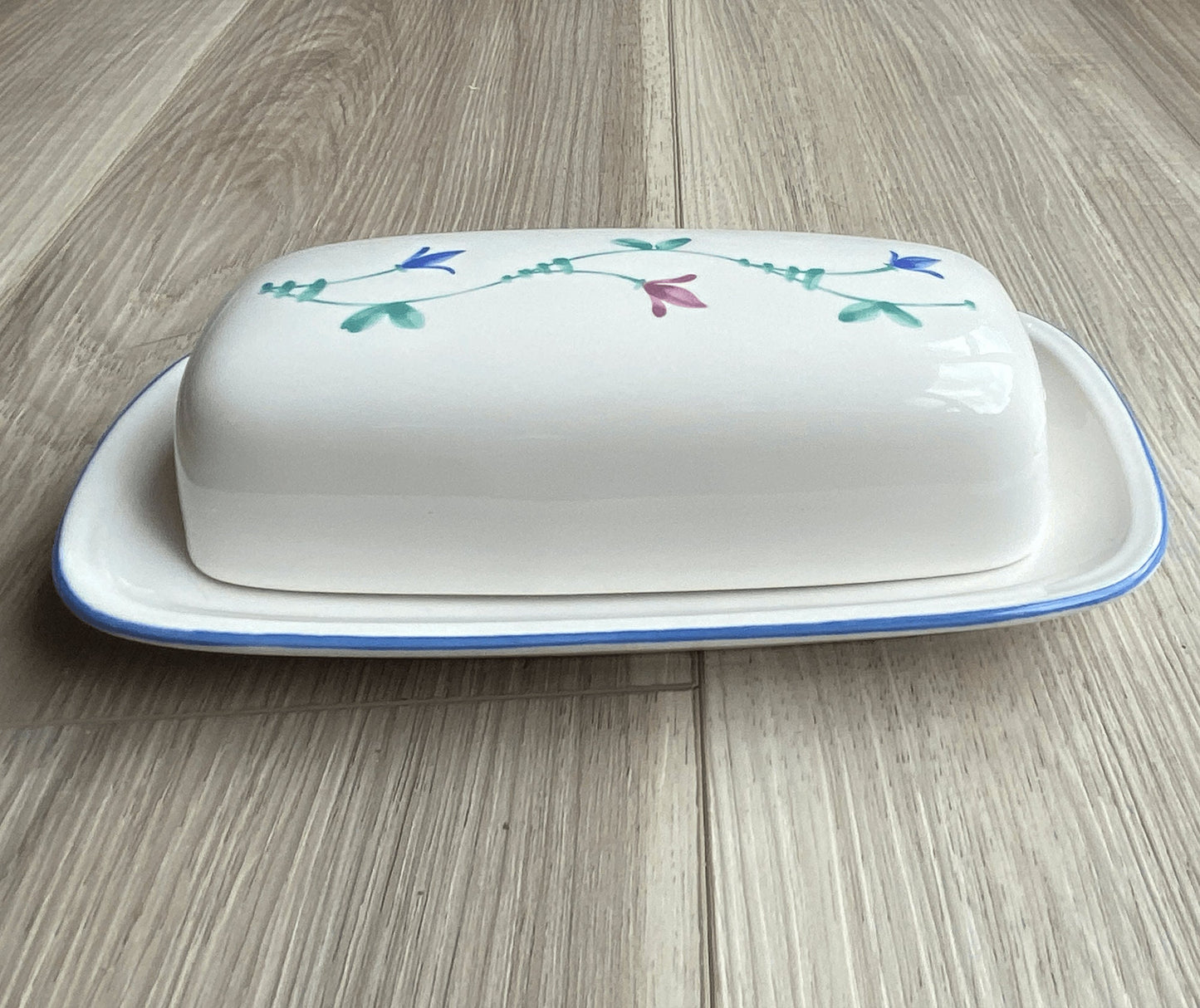 Savoir Vivre Portofino Blue China Covered Butter Dish, Floral, Discontinued