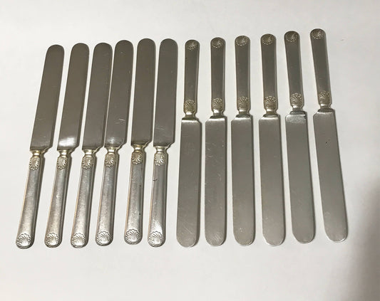 Wm Rogers International Silver Dinner Knives, pattern INS192. Shop ebargainsanddeals.com