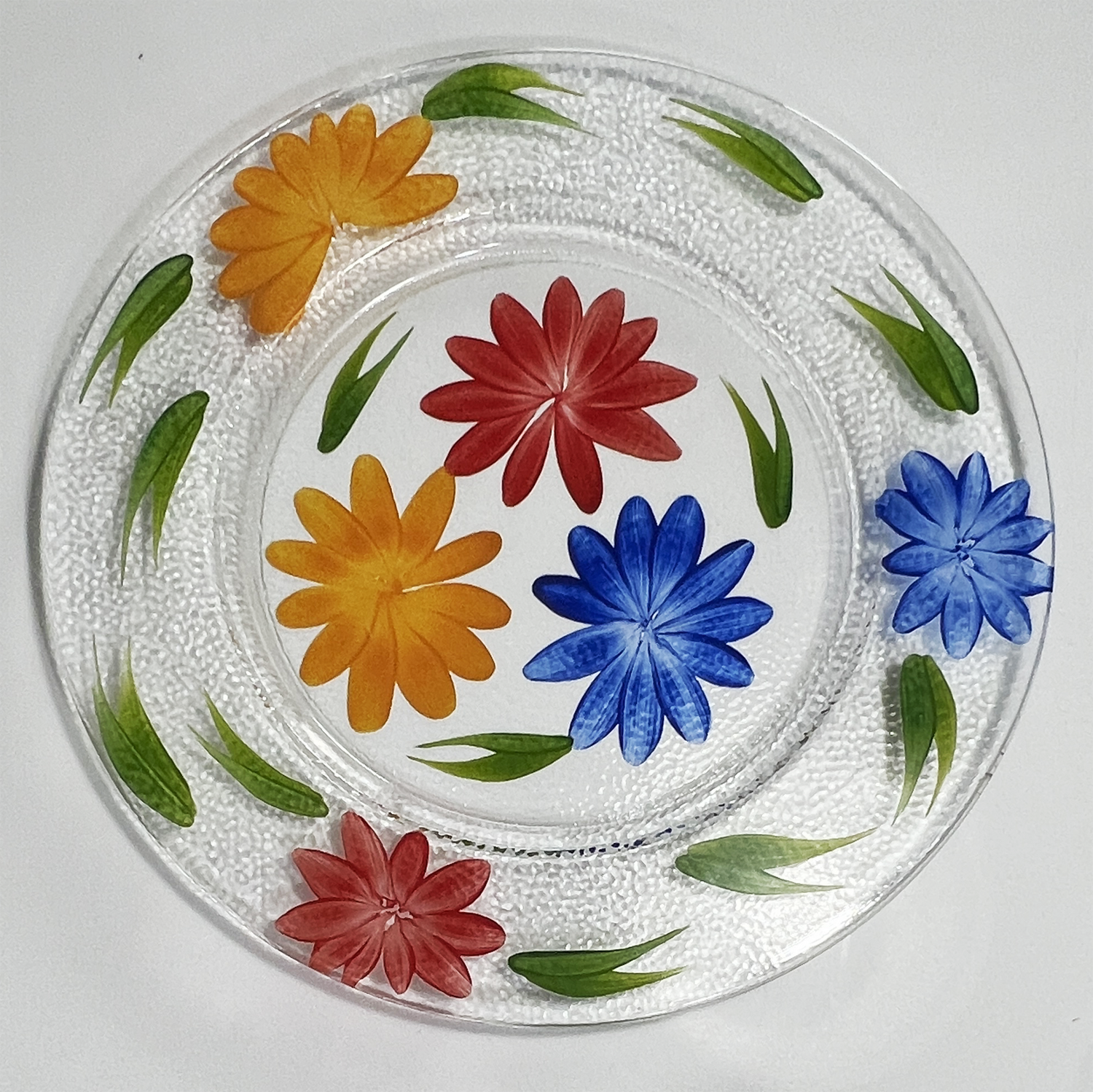 Decorative serving plate