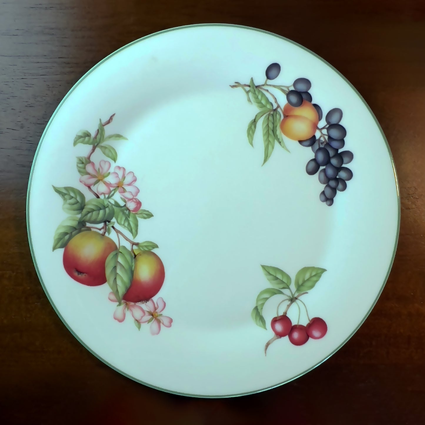 Ashberry-Dinner-Plates-by-Royal-Doulton.-Shop-eBargainsAndDeals.com