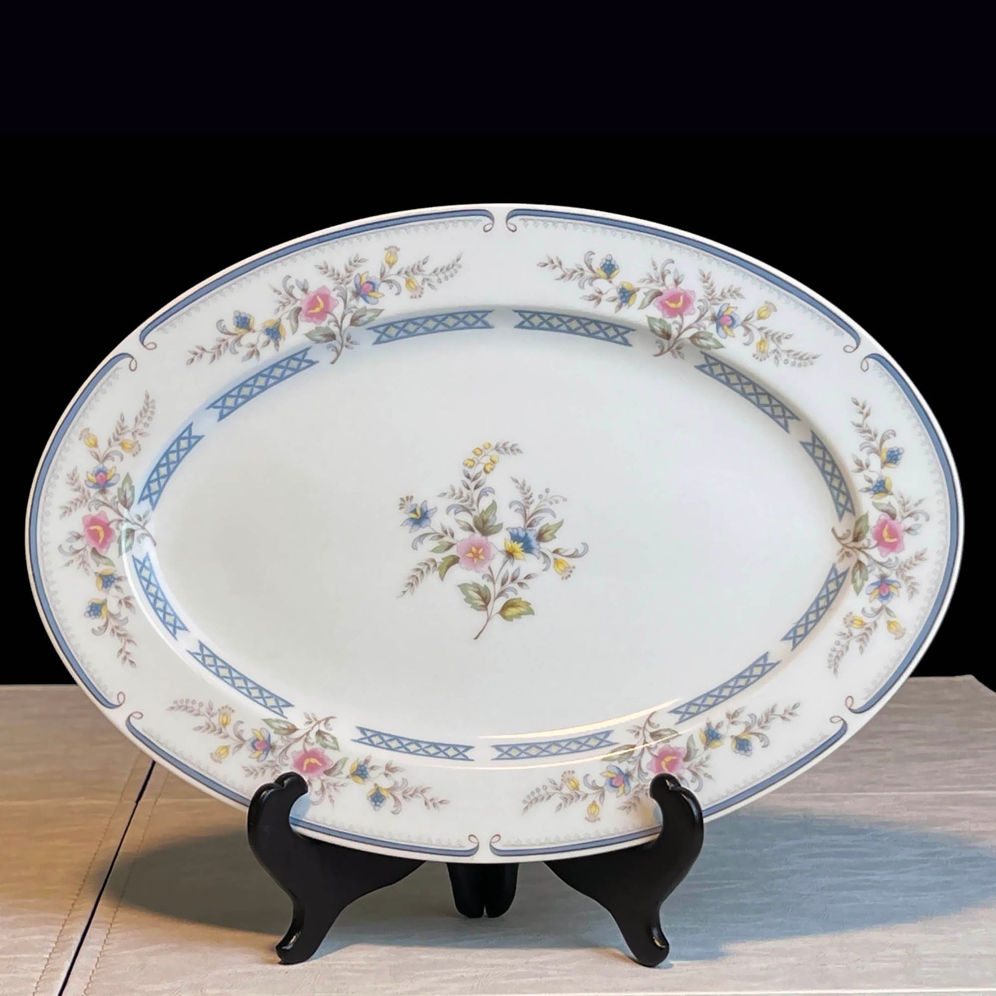 Brookwood-Stratford-Oval-serving-Platter-1M1012.-