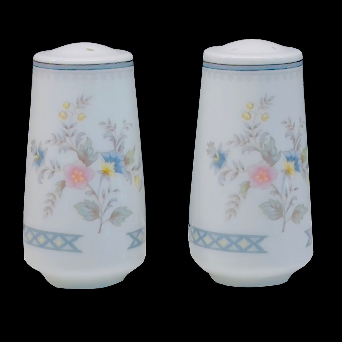 Brookwood-Stratford-Salt-and-Pepper-Shakers.-Shop-eBargainsAndDeals.com