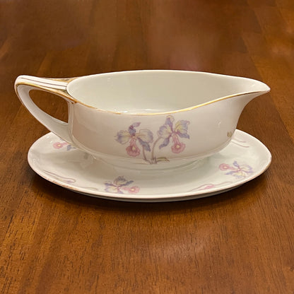 Czechoslovakia-Orchid-Iris-China-Gravy-Boat-logo.-Side-view.-Shop-eBargainsAndDeals.com