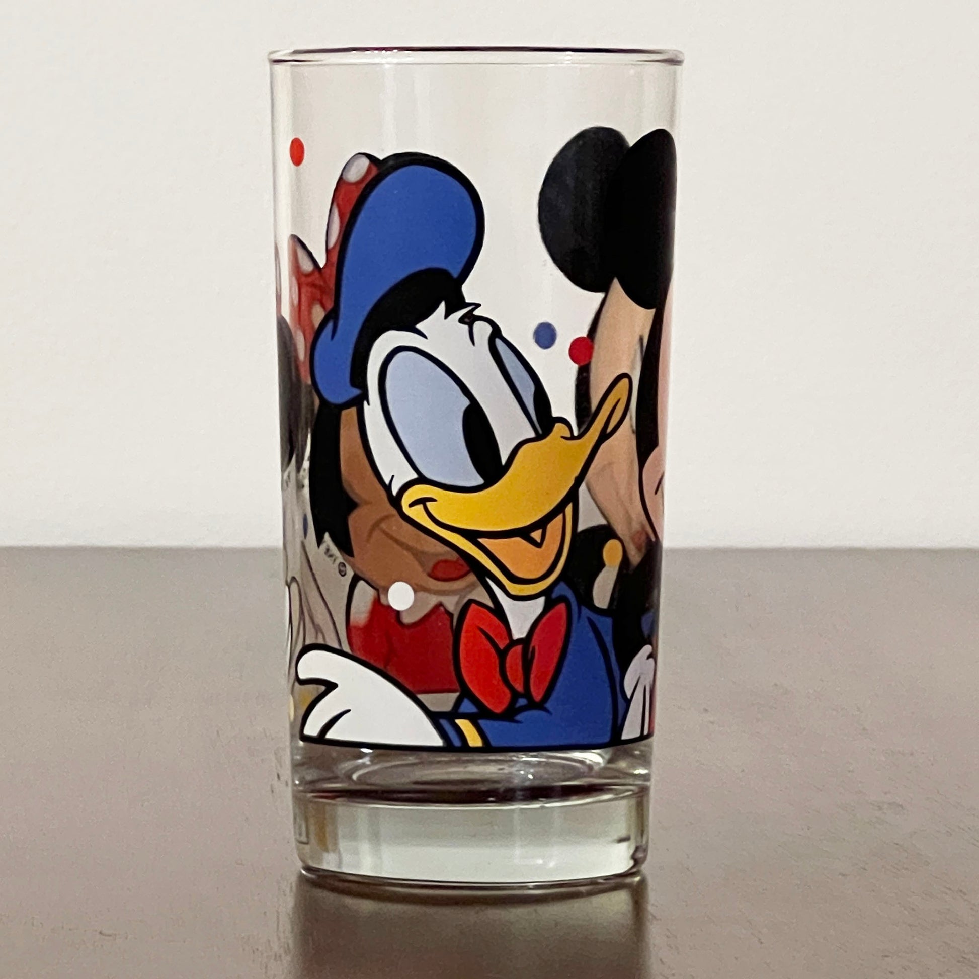 Donald-Duck-Drinking-Glass-for-Kids.-Shop-eBargainsAndDeals.com