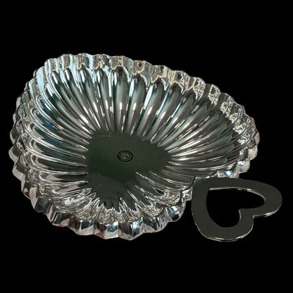 Godinger-Silver-Heart-Shaped-Ribbed-Decorative-Bowl.-Angle-view.