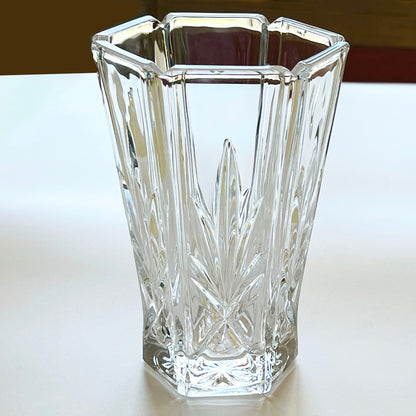 Gorham-lead-crystal-pineapple-flower-vase_v3.-Shop-eBargainsAndDeals.com