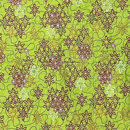 Green-Red-White-Quilted-Floral-Geometric-Baby-Blanket.-Close-up-view.-Shop-eBargainsAndDeals.com
