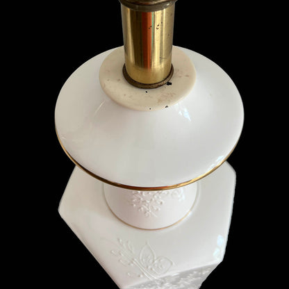 Wilmar 32.5" Mid-Century White Porcelain Table Lamp Set, 3D Design
