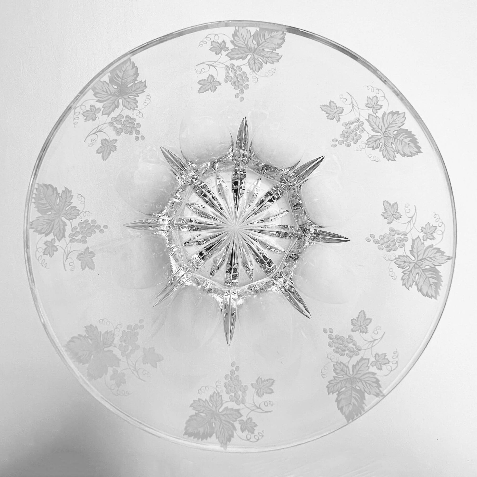 JAV-6-Javit-Floral-White-Etched-Crystal-Bowl_-interior-view.-eBargainsAndDeals.com