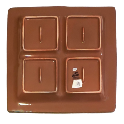 Jay-Import-Rooster-Sectioned-Ceramic-Serving-Platter-bottom-view