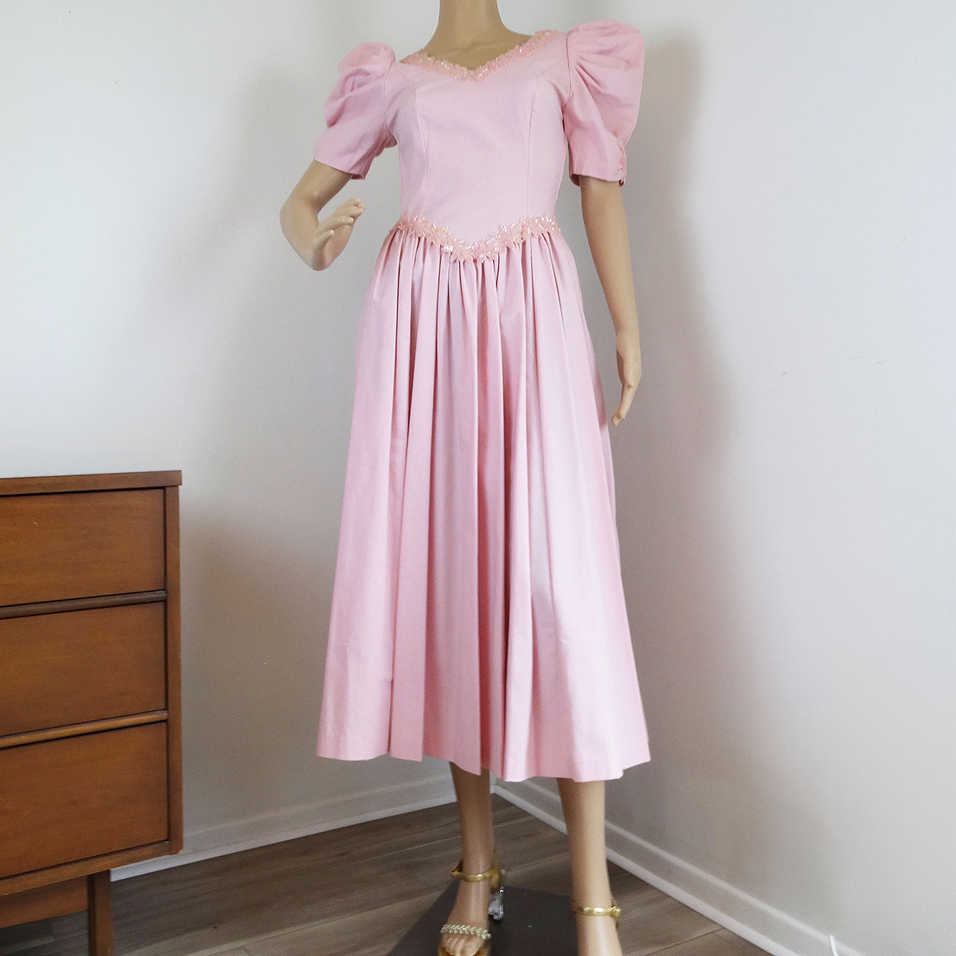 Laura-Ashley-Pink-Embellished-Bridesmaid-Dress.-Front-view-6.-Shop-eBargainsAndDeals.com