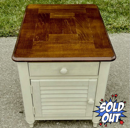 Hammary Furniture Promenade Sage and Antique Linen Living Room End Table Cabinet