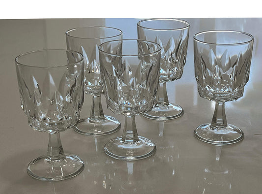 Arcoroc-France-Glass-Goblet-Set
