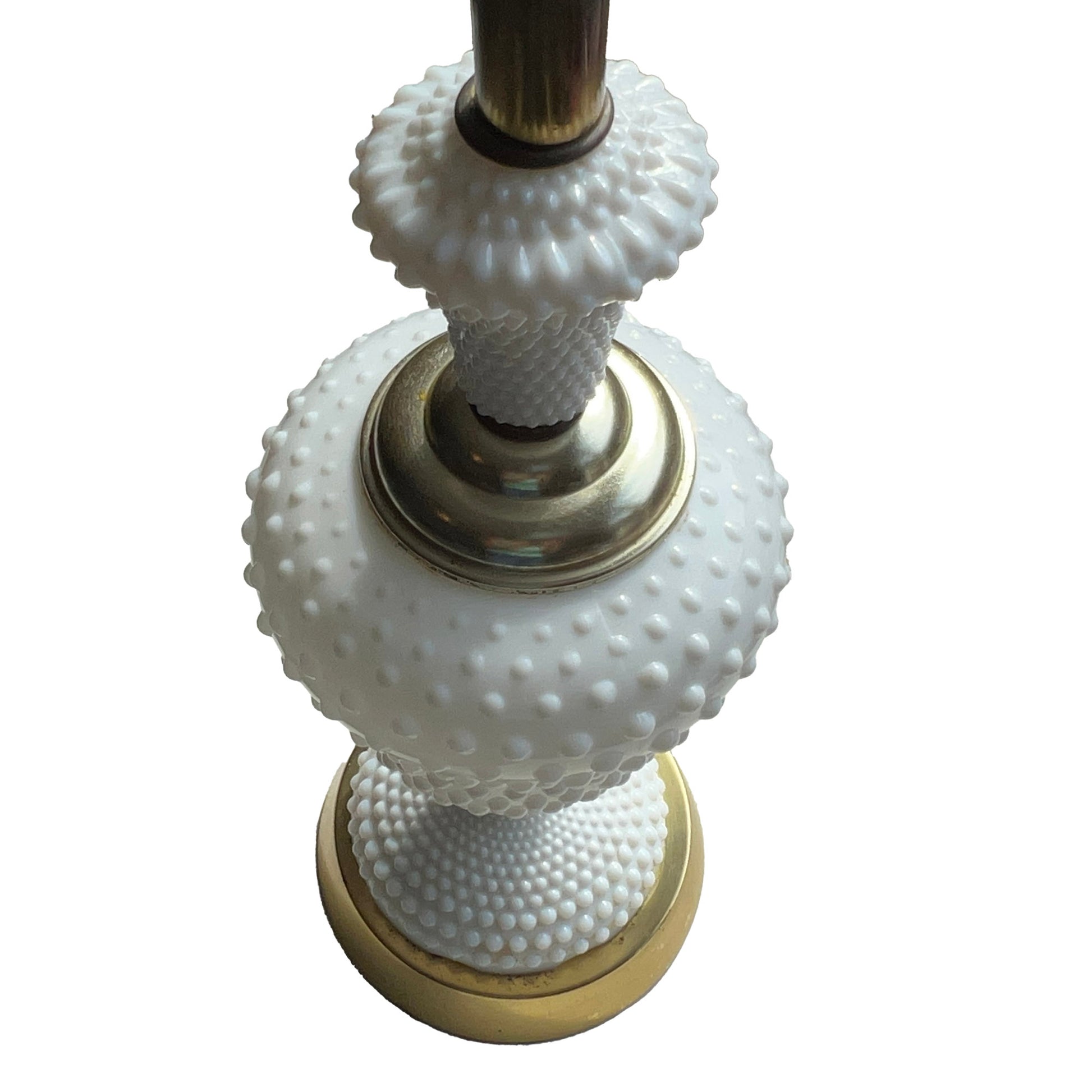 Vintage-Milk-Glass-Hobnail-Tall-Table-Lamp.-View-from-Top.-Shop-eBargainsAndDeals.com