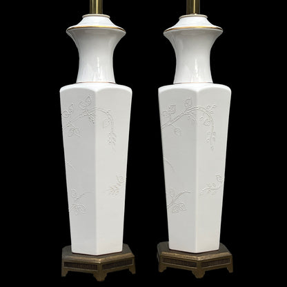 Wilmar-Co.-Mid-Century-Porcelain-Table-Lamp.-Back-view.-Floral-Design.-Shop-eBargainsAndDeals.com