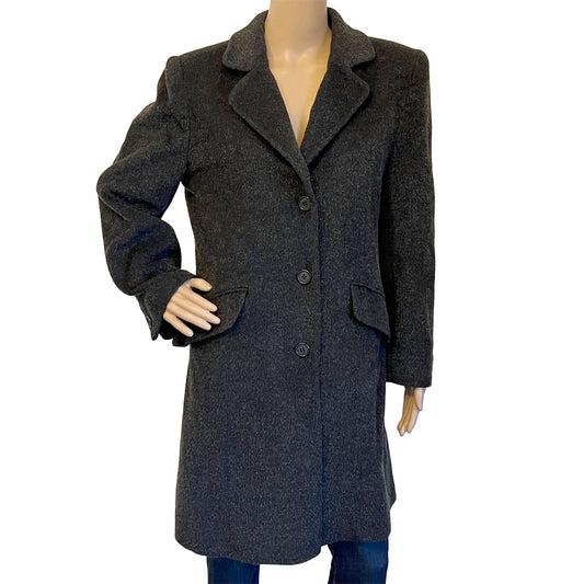 Womens-Charcoal-Wool.-Mohair-three-button-business-coat.-Front-view.