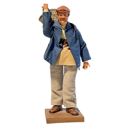 vintage_hand painted_terracotta_figurine_Santon_de_Provence.-Henri_Cavasse