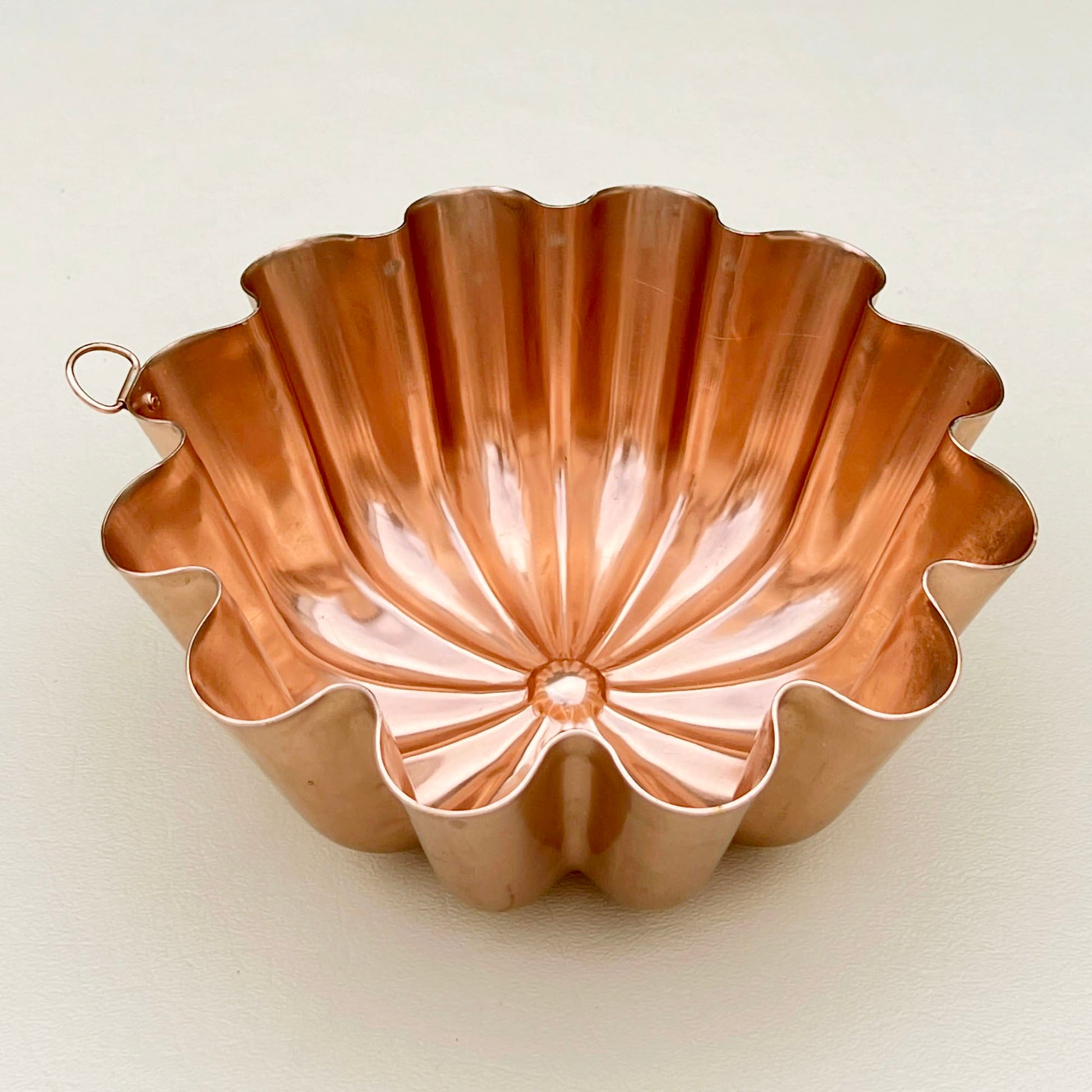 Copper-Fluted-Jell-O-Gelatin-Mold-3.5-Cups.-Inside-view.-Shop-eBargainsAndDeals.com