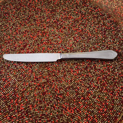 Hamton-Silversmiths-Lauren-Dinner-Knife_-Stainless-Steel-Frosted-Beaded-Trim