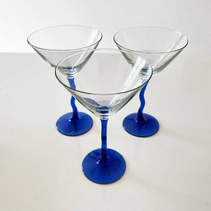 ibbey-Blue-Martini-Glasses_-Z-Stem_-Cosmopolitan-Glasses.-Shop-eBargainsAndDeals.com