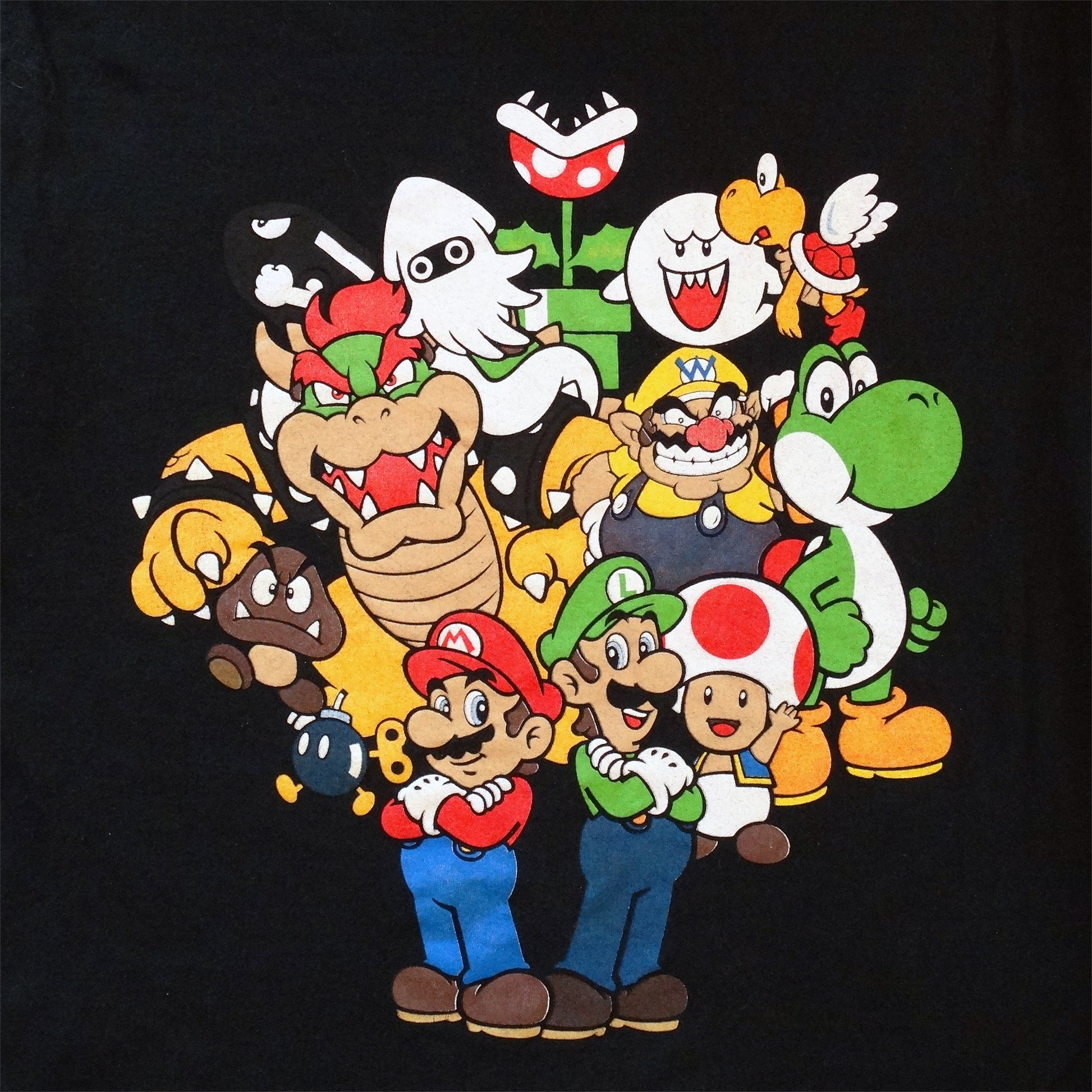 Super-Mario-Men_s-Black-Short-Sleeve-Mario-T-Shirt.-Size-L.-Shop-eBargainsAndDeals.com