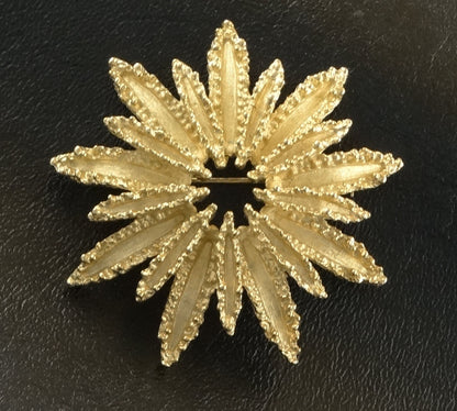 Vintage Avon Gold Starburst Flower Brooch Pin, Flower Pin, Gold Brooch, Starburst, Brooch, Gold Pin, Chest Pin - PawPurrPrints.com