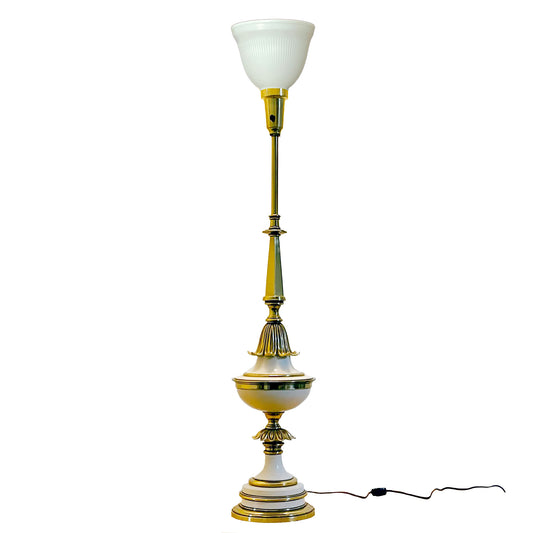 vintage-stiffel-antique-brass-and-white-torchiere-table-lamp_Hollywood-Regency-style